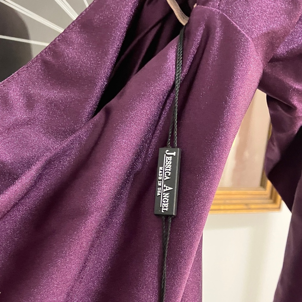 Jessica Angel USA Long Sleeve Off-Shoulder Purple Dress - Picture 11 of 14